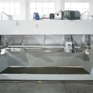 Cortadora De lamina 8x3200mm